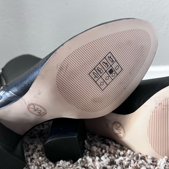 Michael Kors FRENCHIE Booties - Picture 6 of 7